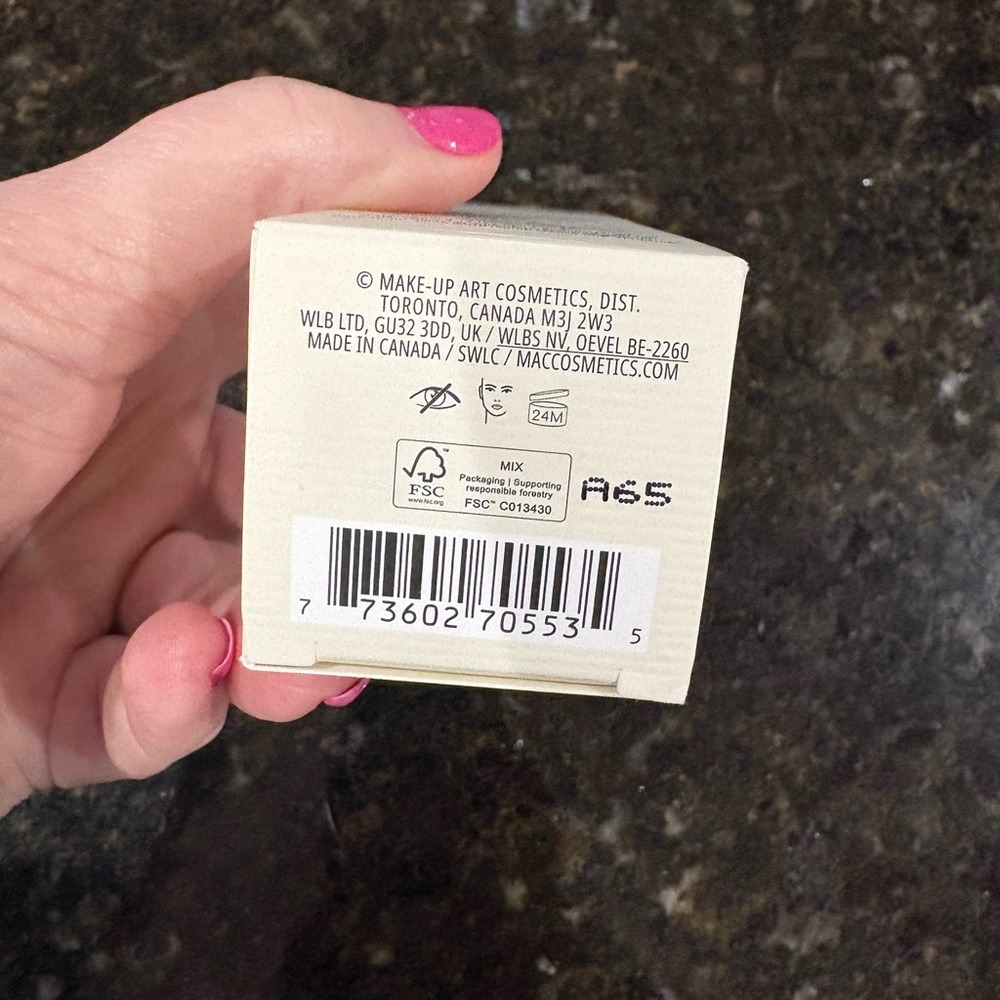 MAC Cosmetics Hyper Real Serumizer - 1.7 oz - Picture 6 of 6